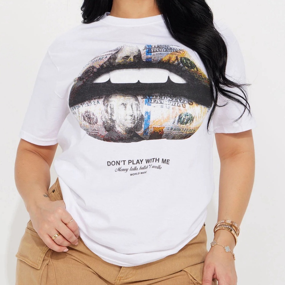•Don’t Play With Me• White Crew Neck Money Graphic T-Shirt